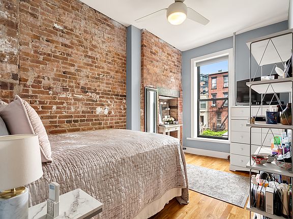 3rd image of 57 Clifton Pl APT 4