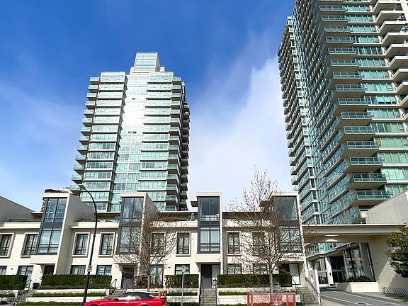 2nd image of 2200 Douglas Rd #1201