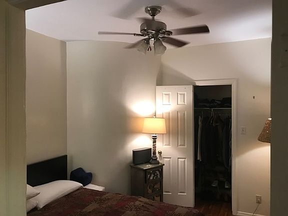 5th image of 218 Hawthorne St APT 2A
