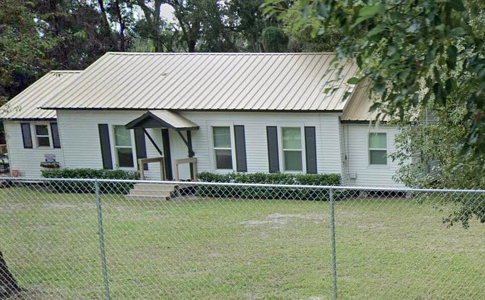 1st image of 222 BATES Avenue