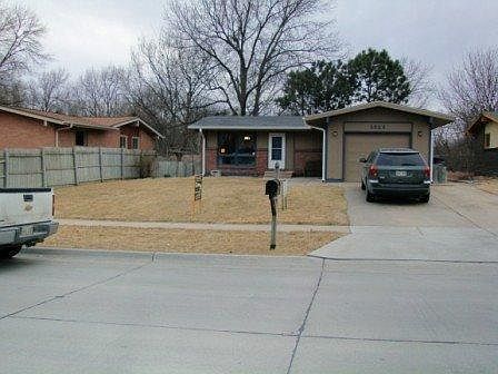 1st image of 1211 Carlos Dr