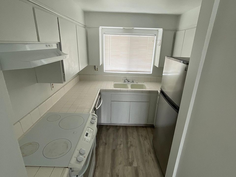 1st image of 3819 E 2nd St #11