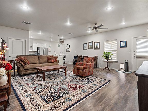 4th image of 6918 20th St