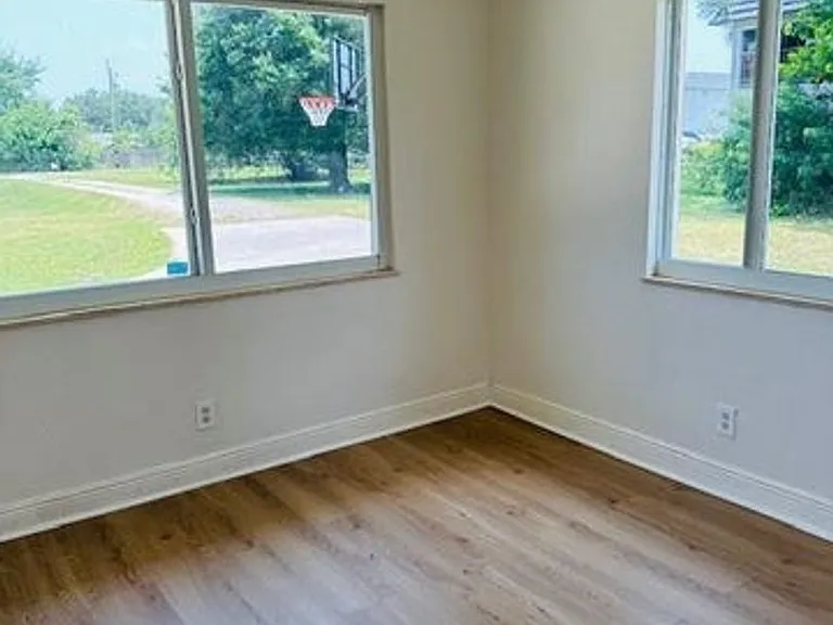 3421 Helena Dr — Photo 13
