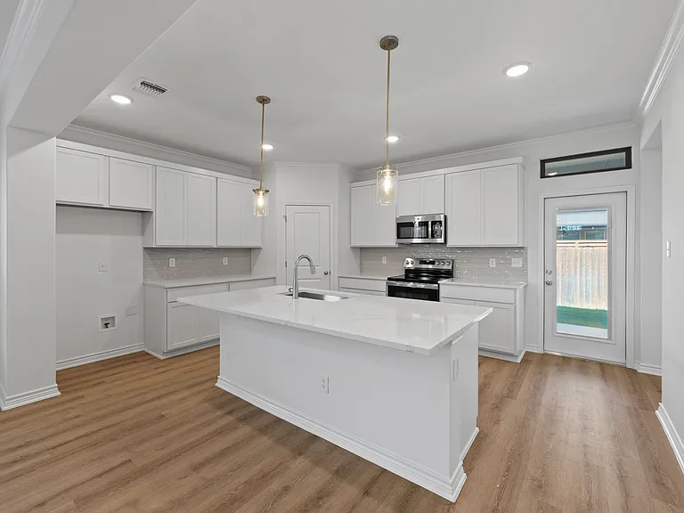7310 Caladium Dr — Photo 12