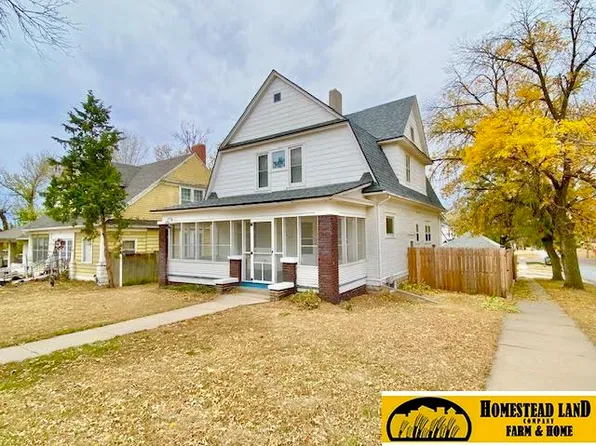 1027 D St, Fairbury, NE 68352