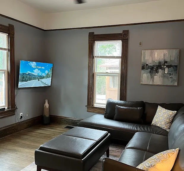 317 W Monument St — Photo 5