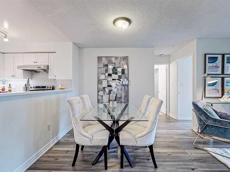 7 Lorraine Dr #502 — Photo 29