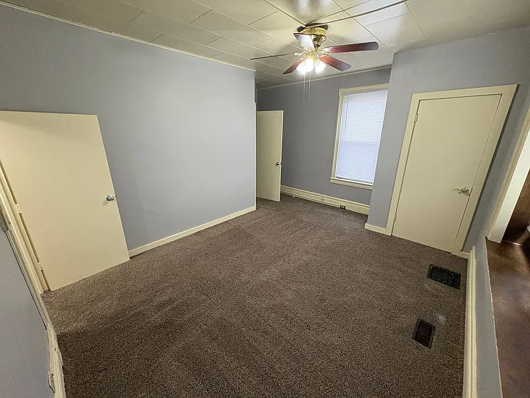 2904 Q — Photo 11