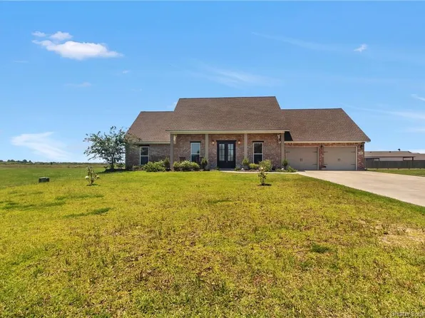 825 Mary Diane McCall Dr, Lake Charles, LA 70605
