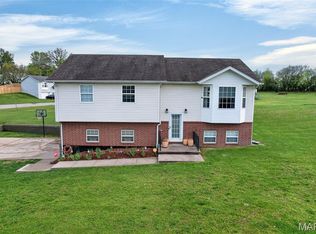 1420 W Madison Ave, Lebanon, MO 65536