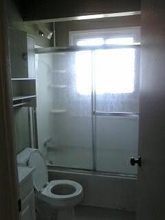 5th image of 1099 Lakeview Ave