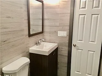 Rented by R New York