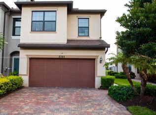 2393 Post St, Palm Springs, FL 33406