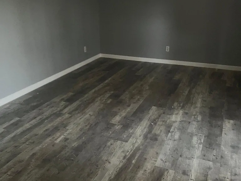 1811 Hanover Ln — Photo 16