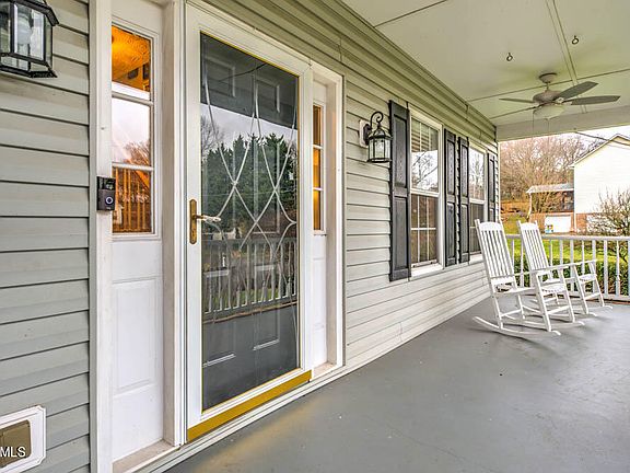 3rd image of 1527 One Friday Ln