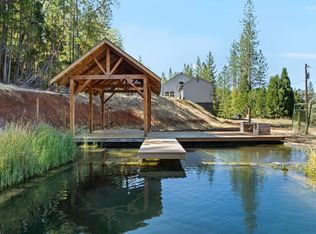 2016 Sykes Creek Rd, Rogue River, OR 97537