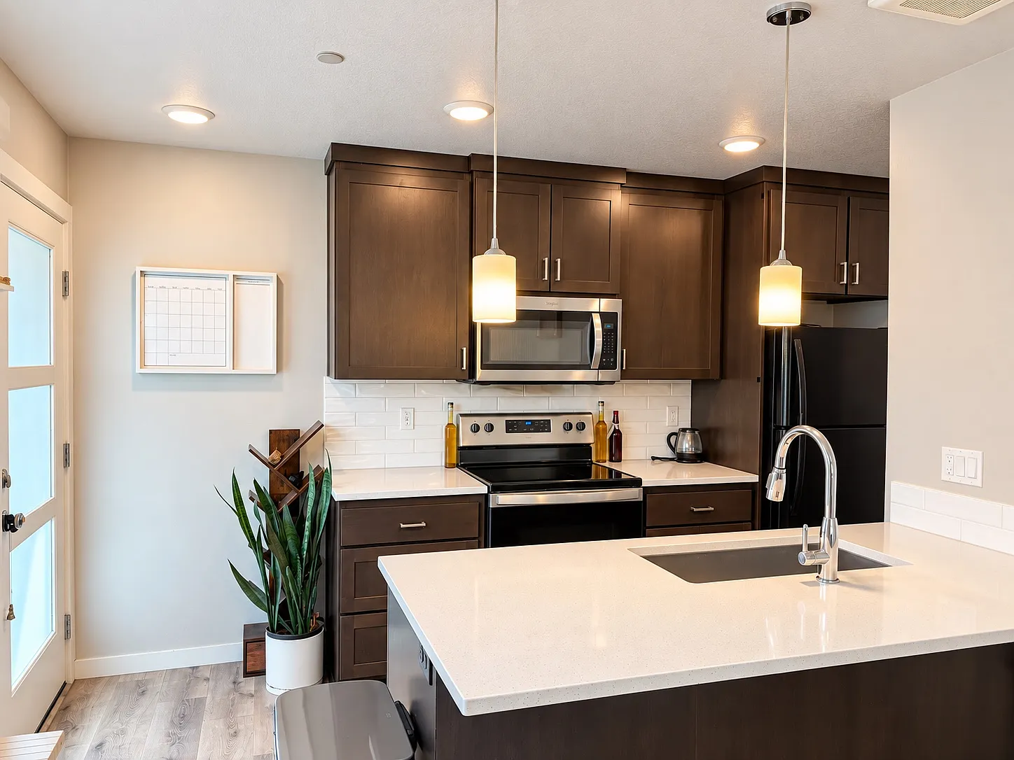 1 bed, 500 sqft, $1,695 — Photo 2