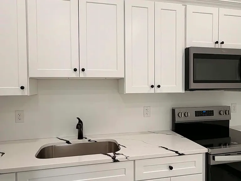 608 E Landis Ave #2 — Photo 4