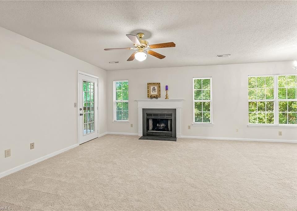 1st image of 35D Meadowood Glen Way