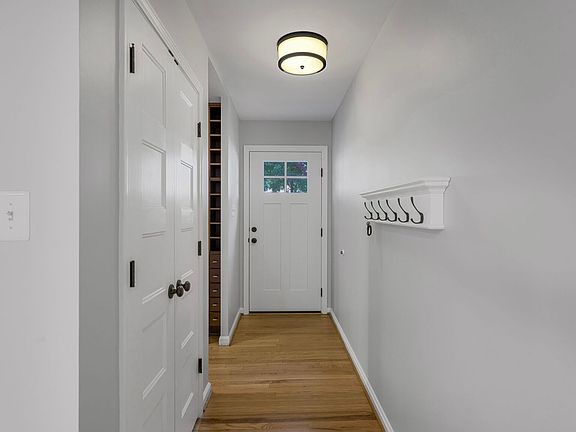 3rd image of 231 Burgess Ave