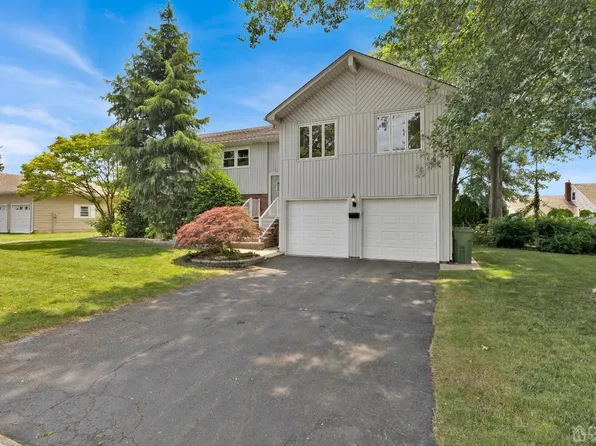 3 Anne Ter, South Amboy, NJ 08879