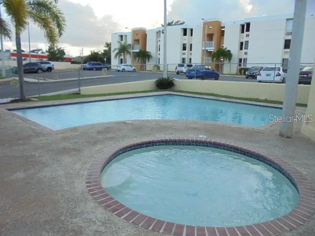 3 bed, 2.0 bath, 1150 sqft, $1,200 — Photo 3