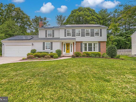 3rd image of 1505 Westminster Ct