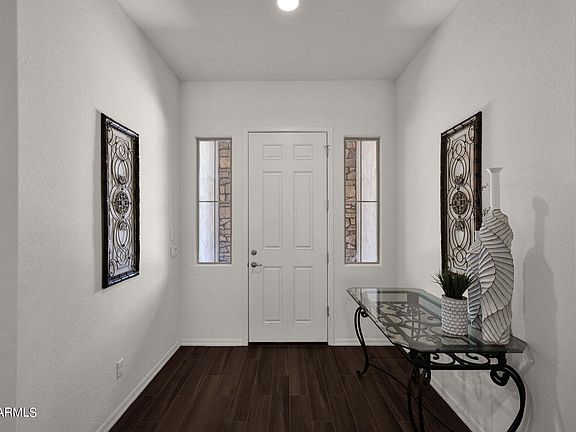 5th image of 943 E Horseshoe Place