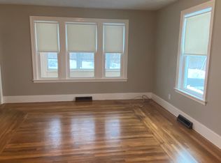 11 Elizabeth St, Uxbridge, MA 01569