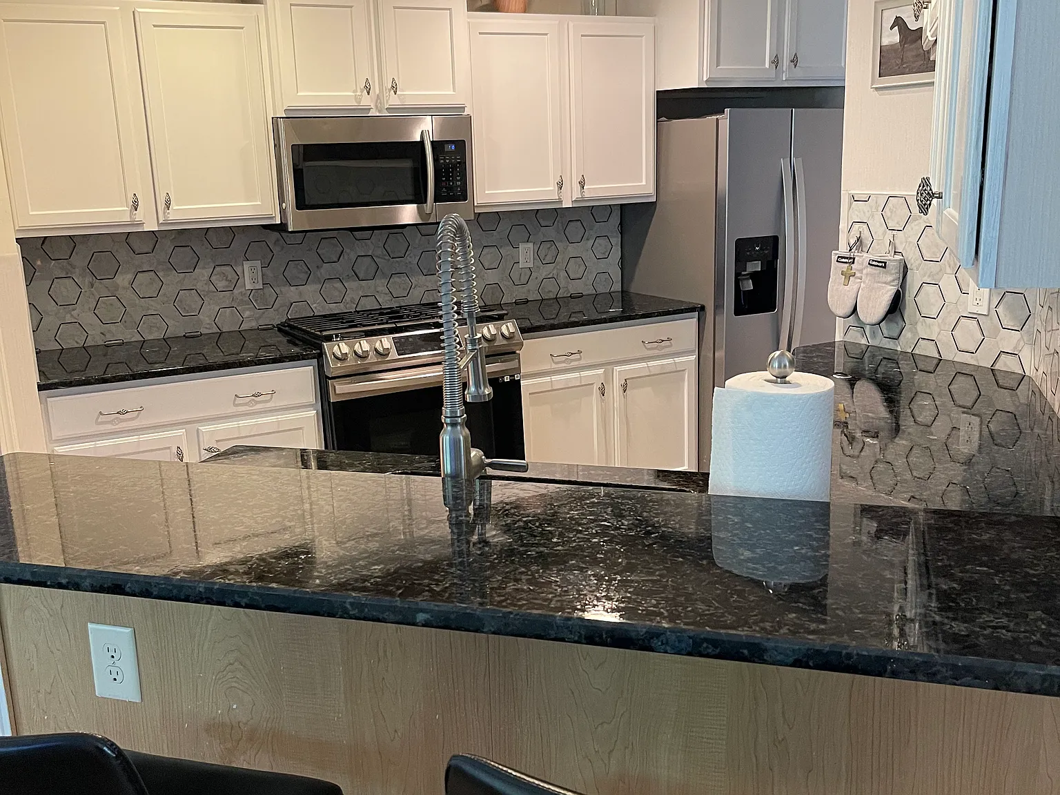 6555 Saint Andrews Dr — Photo 2