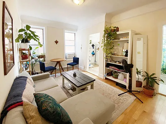 Rented by Kingdom Equities MGMT LLC | media 11