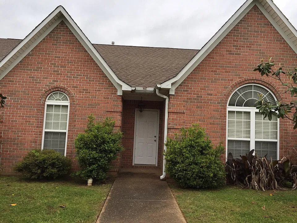115 Henderson Rd