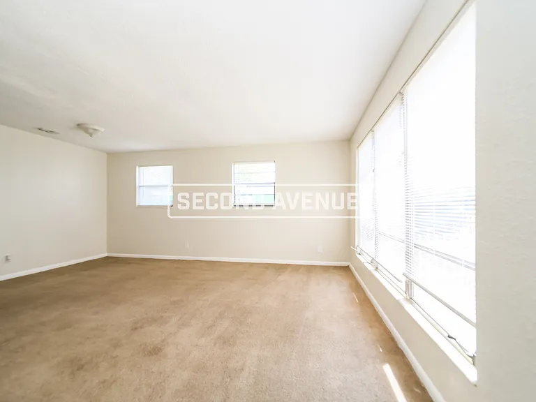 9561 Norfolk Blvd — Photo 7