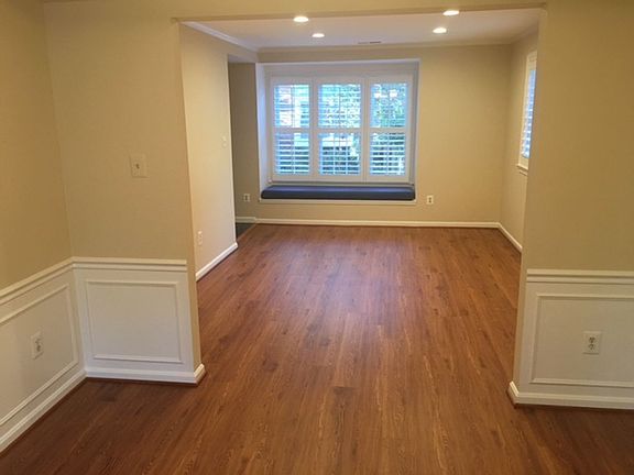 2nd image of 6704 Kenwood Forest Ln