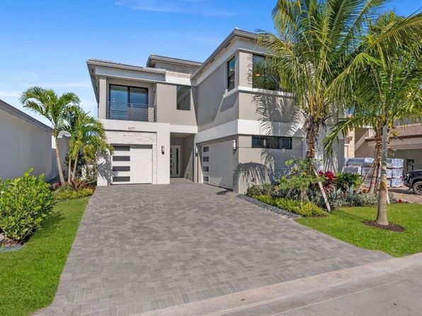 9377 Tangerine Coast Dr