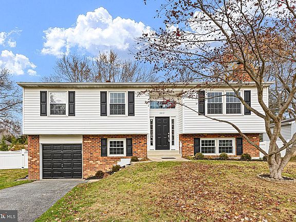 2nd image of 3313 Pierson Dr