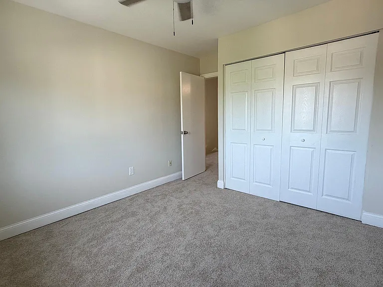 9506 Miranda Ct — Photo 18