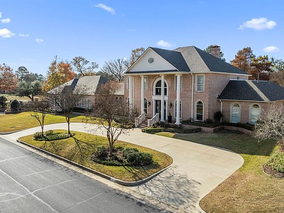 3rd image of 7005 Gleneagles Dr