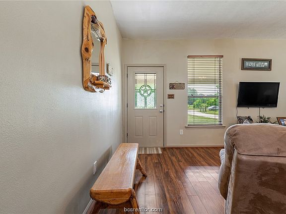 5th image of 6461 S Oaks Dr