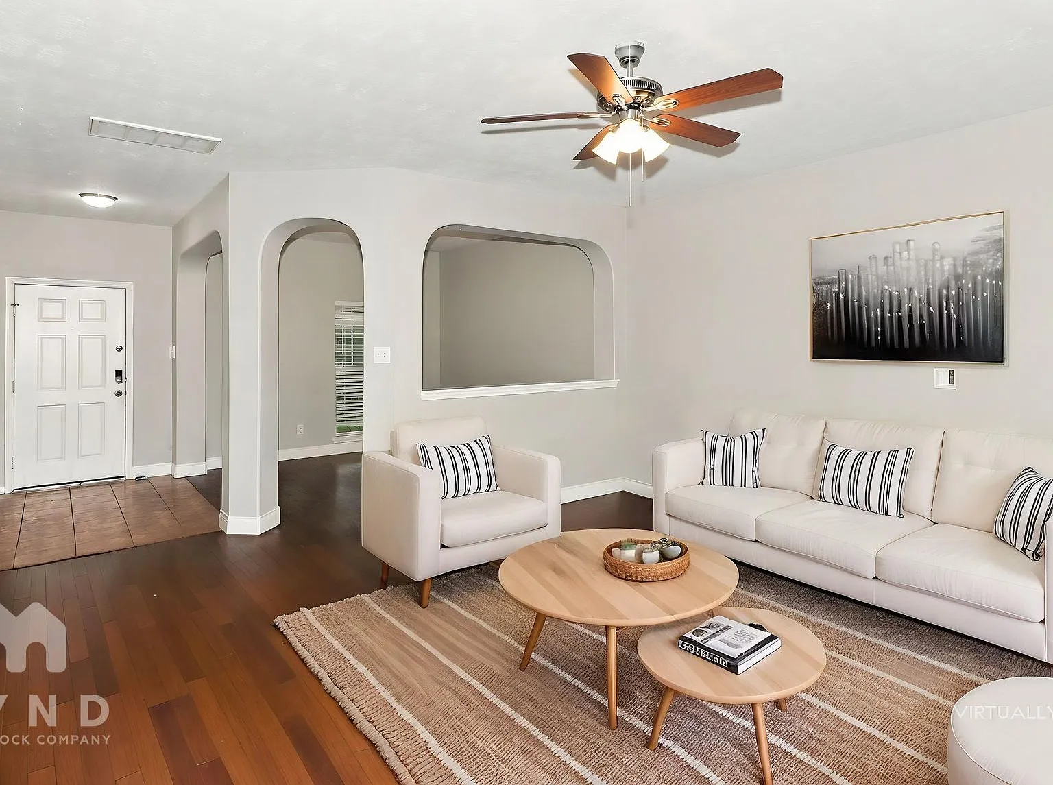 3 bed, 2.5 bath, 1642 sqft, $1,870 — Photo 3