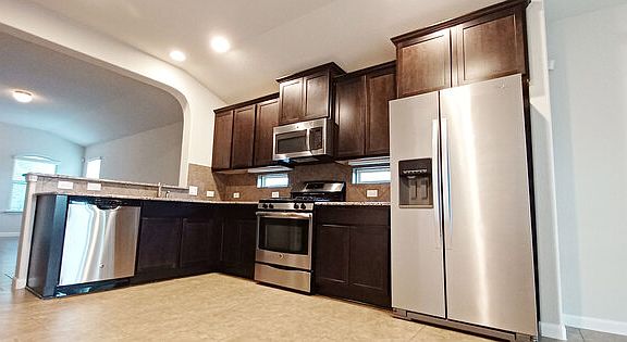 3rd image of 600 Allenscreek Way