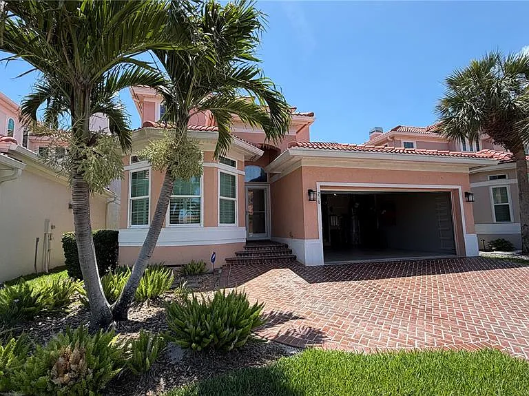 218 Sand Key Estates Dr — Photo 80