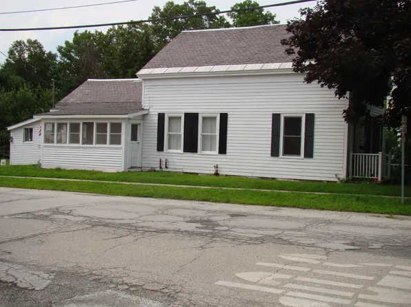 125 College Street, Poultney, VT 05764