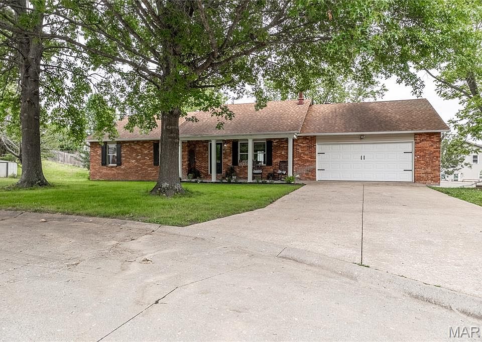 1st image of 1006 Dearmore Ct