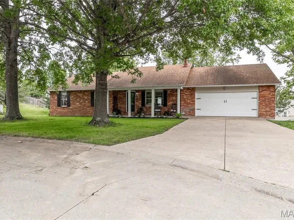 1006 Dearmore Ct, Cape Girardeau, MO 63701
