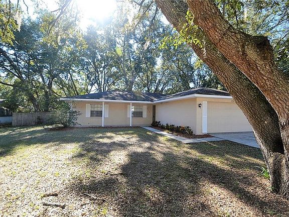 3rd image of 2716 N Dellwood Dr