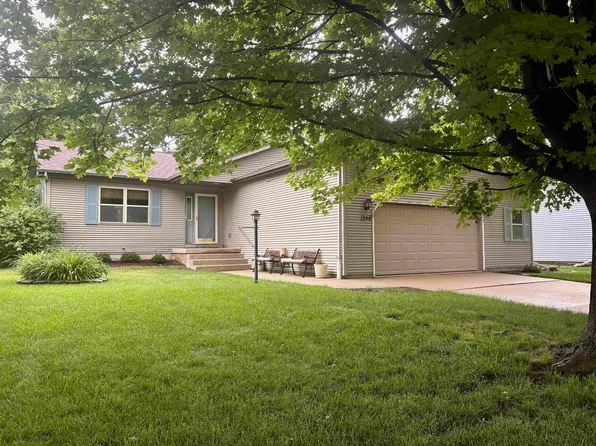 1340 Prairie Rose Dr, Sun Prairie, WI 53590