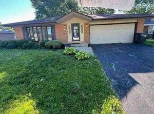 16941 Parkside Ave, South Holland, IL 60473