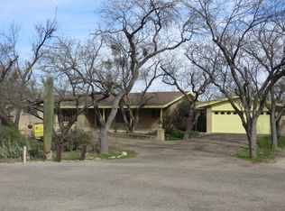 2560 N Shade Tree Ln, Tucson, AZ 85715